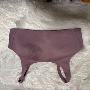 Athleta support bra 38c